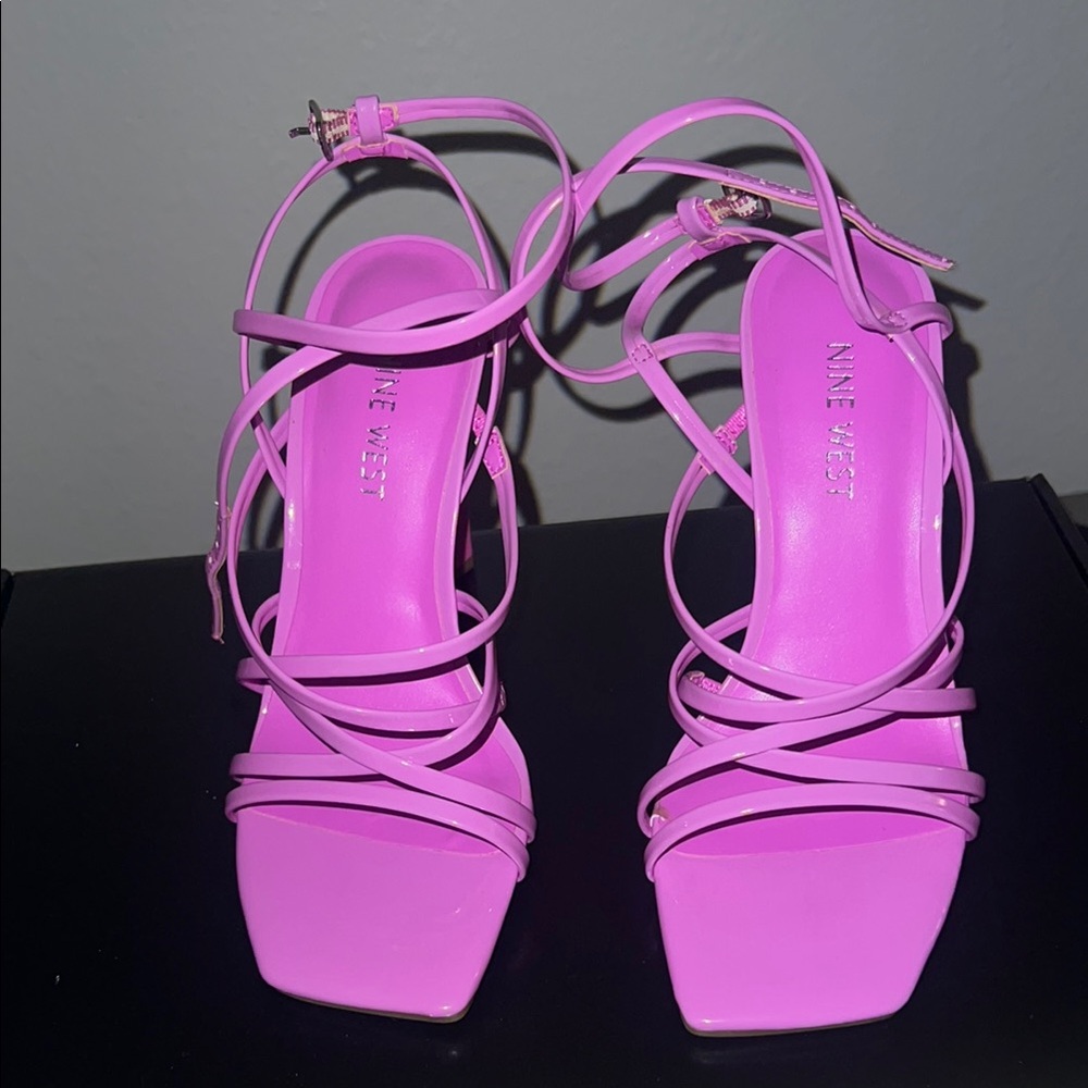 Nine West Pink Heels Elegant Design